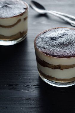 Tiramisu cam bardakta..