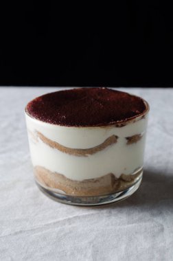 Tiramisu cam bardakta..