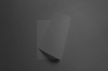 Siyah A3 Poster Mock-Up - eğri