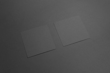 Siyah kare el ilanı / davet Mock-Up-iki el ilanları