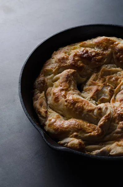 Ev yapımı peynir pasta - banitsa.