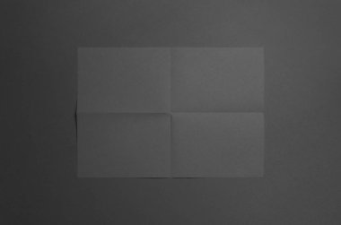 Siyah A3 Poster Mock-Up - buruşuk