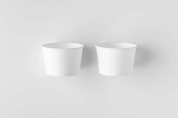 Vue du dessus d'une maquette de tasse en papier de crème glacée blanche . — Photo