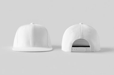 Gri arka planda, ön ve arka tarafta beyaz snapback kapakları var.