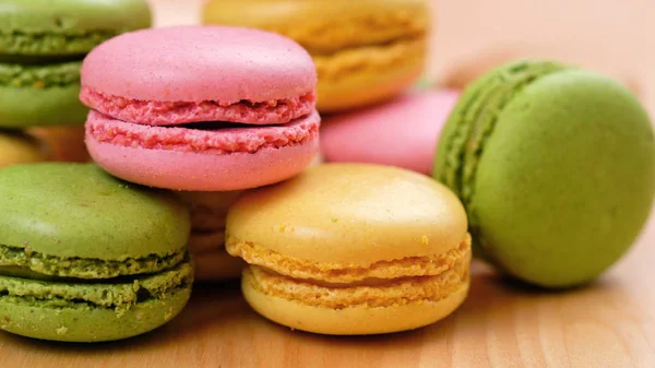 Barevné macaron soubory cookie closeup. — Stock fotografie