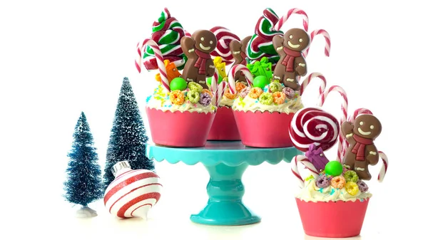 On trend candy land festive Christmas cupcakes. — Stock Photo, Image