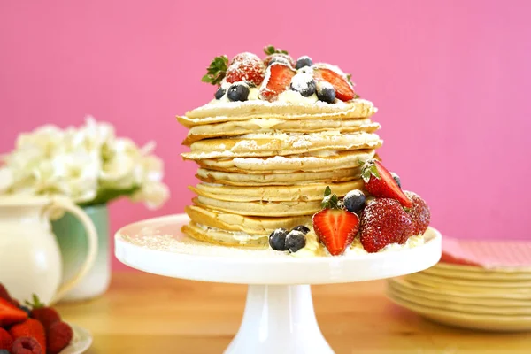 Shrove wtorek Pancake stos ciasta naleśniki. — Zdjęcie stockowe