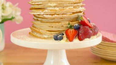 Yığın pasta, Shrove Salı gözleme günü kutlama gözleme.