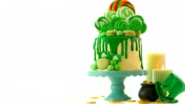 St Patricks Günü Tema lolipop şeker toprak damla kek.