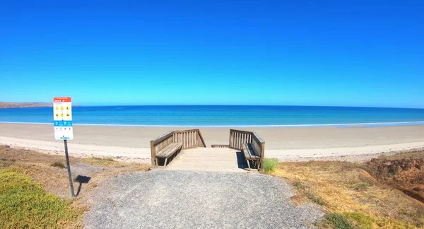 澳大利亚海滩和海岸线, 拍摄于南澳大利亚的塞利克斯海滩. — 图库照片