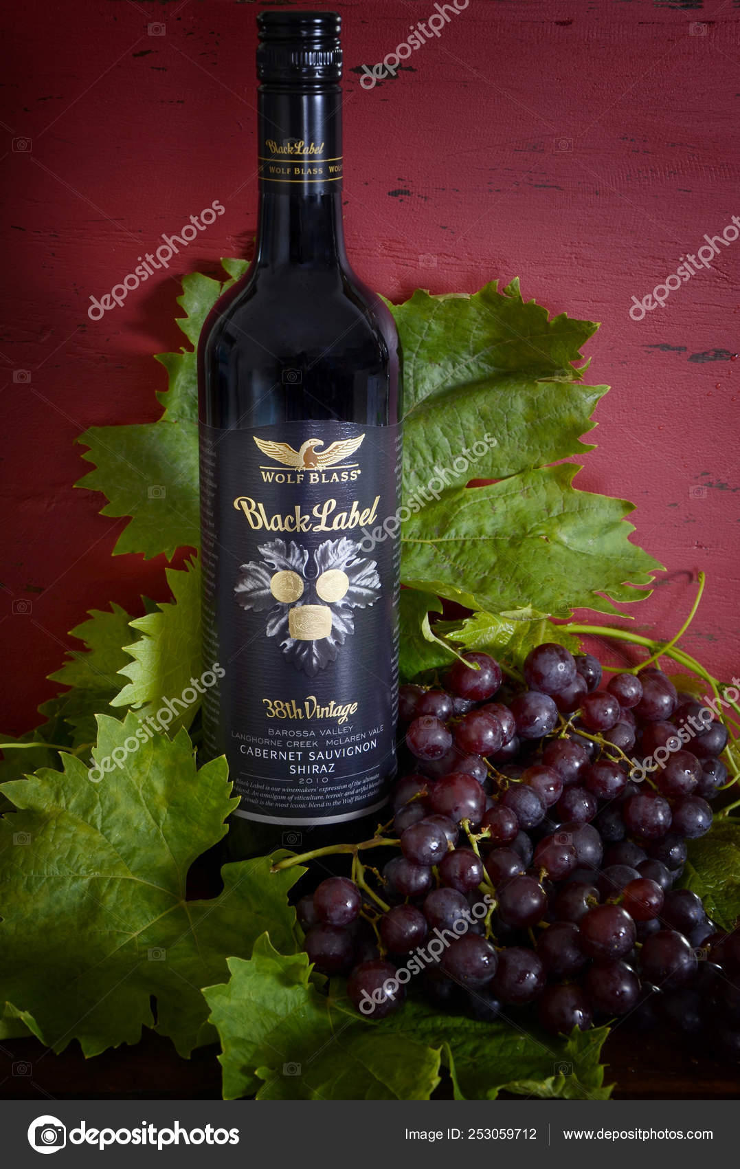 black label red wine