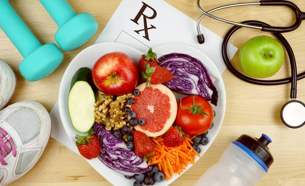 Prescripción para una buena dieta saludable y ejercicio plano yacía sobre la cabeza . — Foto de Stock