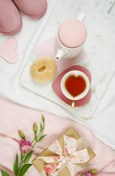 Feminine leisure, Sunday morning or relaxation flat lay overhead. — Stock Photo, Image