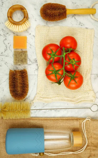 Zero-resíduos, cozinha sem plástico e preparação de alimentos flatlay sobrecarga . — Fotografia de Stock