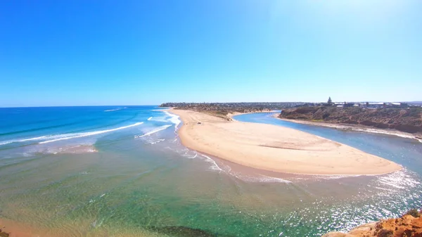 Drone antenn av South Australian Southport Onkaparinga flod mynningen mynning. — Stockfoto