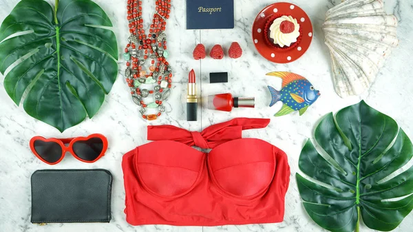 Summer vacation concept flatlay with red feminine accessories. — Stock Photo, Image