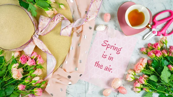 Welcoming Spring theme concept tea break with pink roses and female accessories. — Stock Photo, Image