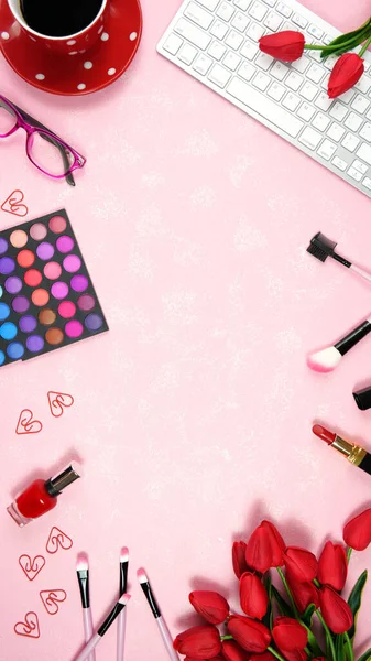 Beauty makeup shopping desktop workspace blog hero header overhead flat lay. — Stock Photo, Image