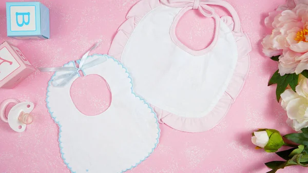 Bebê berçário blogueiros roupas maquetes sobrecarga plana leigos. — Fotografia de Stock