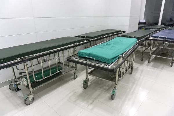 Bed Stretcher Many Hospital Corridor Emergency Room Medicine Concep — Stock Photo, Image