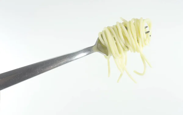 Zamknij Łyżeczki Spaghetti Żółty Włoski Makaron Tapety Żywność Składniki Gotowania — Zdjęcie stockowe