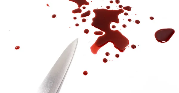 Blutstropfen Aus Einem Mordmesser Auf Weißem Hintergrund — Stockfoto