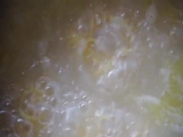叉子来取意大利面 烹调用配料 食品概念空白 — 图库视频影像