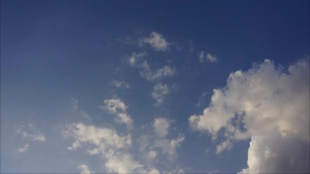 Δραματικά Σύννεφα Όμορφη Και Ουρανό Σύννεφο Χρόνος Εκπνέει Γρήγορα — Αρχείο Βίντεο
