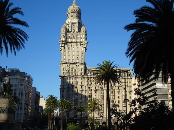Palacio Salvo Est Bâtiment Emblématique Ville Montevideo Uruguay — Photo