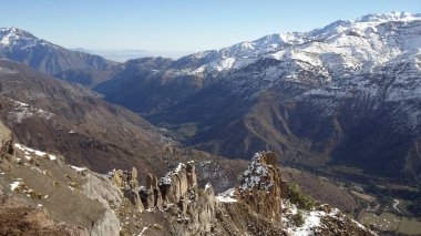 Cajon del Maipo, Farellones ve Mirador de los Condores, Cordillera de los Andes, Santiago de Chile, Şili