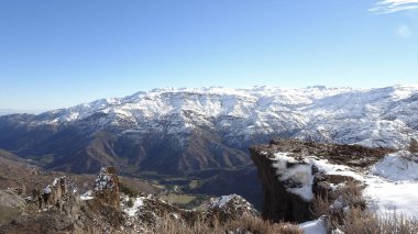 Cajon del Maipo, Farellones ve Mirador de los Condores, Cordillera de los Andes, Santiago de Chile, Şili
