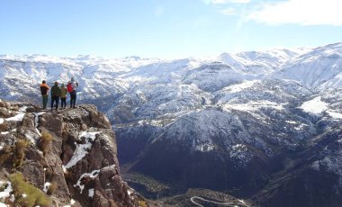 Cajon del Maipo, Farellones ve Mirador de los Condores, Cordillera de los Andes, Santiago de Chile, Şili