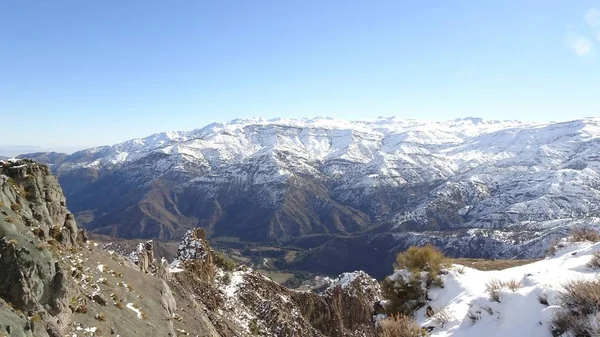 Cajon del Maipo, Farellones ve Mirador de los Condores, Cordillera de los Andes, Santiago de Chile, Şili