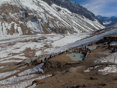 Valle de Colina kaplıcaları, Cajon del Maipo, Cordillera de los Andes, Santiago, Şili, Şili
