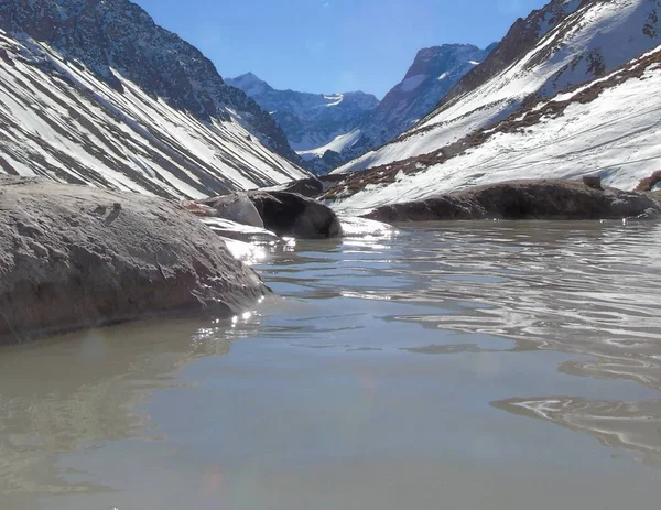 Warmwaterbronnen Van Valle Colina Cajon Del Maipo Cordillera Los Andes — Stockfoto