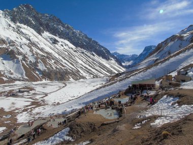 şili kış, şili turizm, kaplıcalar, şili, santiago de şili, Şili kaplıcaları, Andes dağları, kış