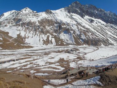 şili kış, şili turizm, kaplıcalar, şili, santiago de şili, Şili kaplıcaları, Andes dağları, kış