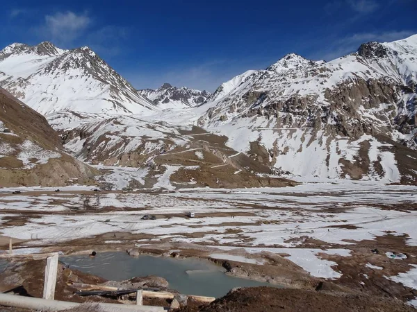 Θερμές Πηγές Της Valle Colina Cajon Del Maipo Κορδιντιέρα Ντε — Φωτογραφία Αρχείου