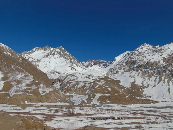 Termas Del Valle Colina Cajón Del Maipo Cordillera Los Andes —  Fotos de Stock