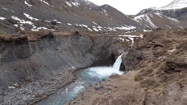 El Yeso şelalesi, Cajon del Maipo, Şili