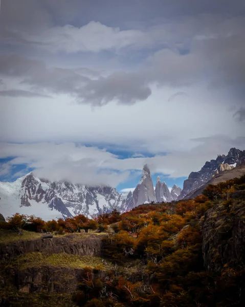 Foto Vertical Cerro Torre Escalada Ubicada Cordillera Los Andes Argentina — Foto de Stock