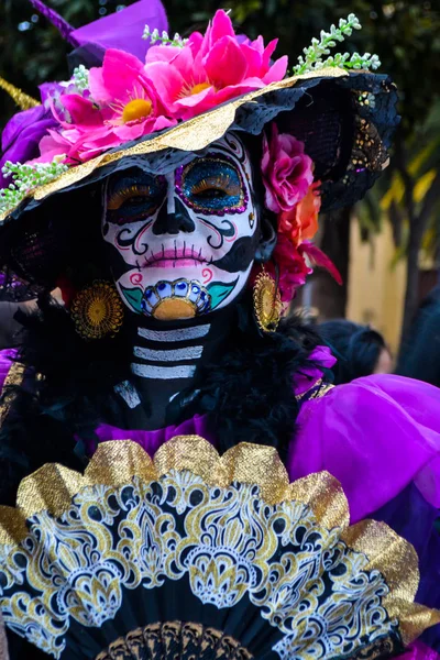 メキシコシティ メキシコ 2015 メキシコシティで死んだ祭典の日にカトリーナの変装のメキシコ女性 — ストック写真