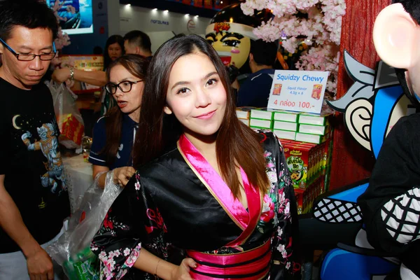Bangkok Tajlandia Czerwca 2018 Poza Niezidentyfikowana Kobieta Prezenter Thaifex Świat — Zdjęcie stockowe