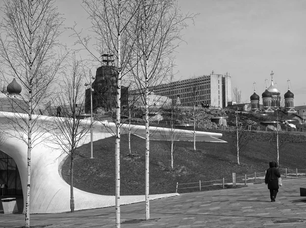 Parc Zaryadye, photographie en noir et blanc, Moscou — Photo
