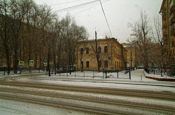 Shabolovka 街道在冬天 — 图库照片