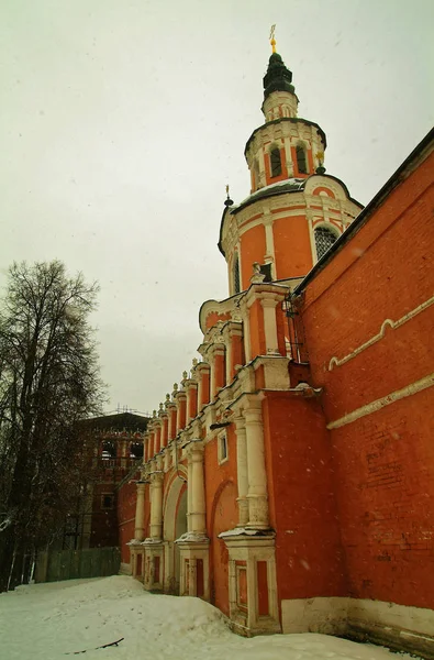 Башня старых ворот — стоковое фото