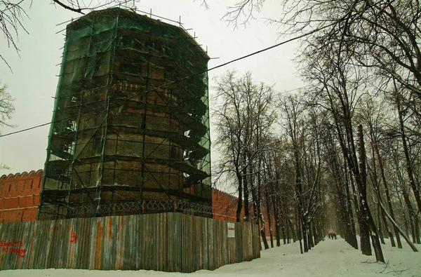 Ремонт башен монастыря — стоковое фото