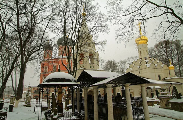 Mosteiro em Moscou — Fotografia de Stock