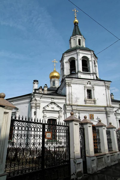 Православный храм Москвы — стоковое фото