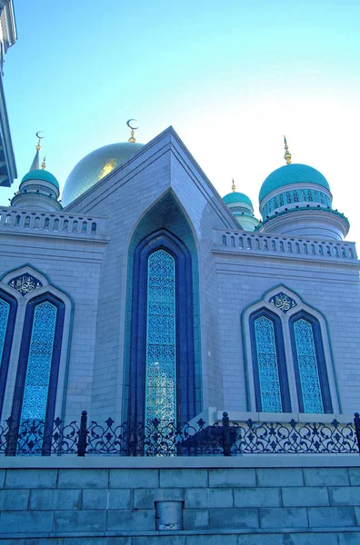 A legtöbb a Moszkva-mecset, a kék ég háttér — Stock Fotó